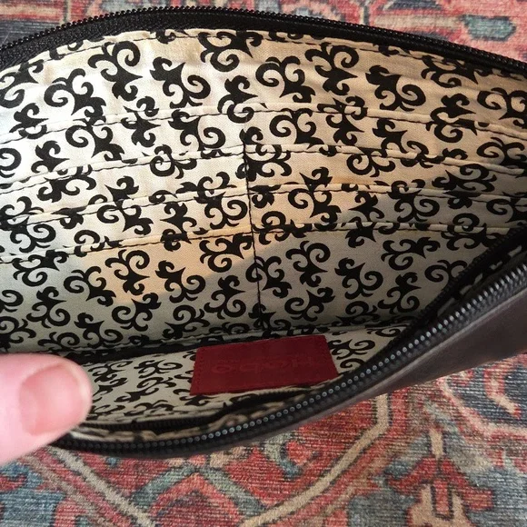 HOBO Black Leather Wristlet Clutch - Picture 8 of 9